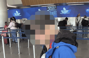 Adivinhe quem é esta estrela solitária! 112425_anna_faris_guess_who_blur_kal