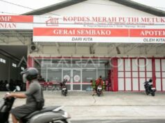 Agrinas acelera a construção de pontos de venda Kopdes vermelhos e brancos, concluídos em 2 semanas em 15.788 pontos em toda a Indonésia Agrinas acelera a construção de pontos de venda Kopdes vermelhos e brancos, concluídos em 2 semanas em 15.788 pontos em toda a Indonésia