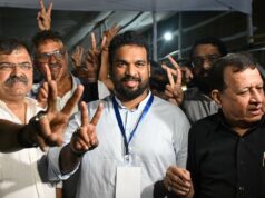 Ajinkya Naik reeleito presidente da Associação de Críquete de Mumbai Ajinkya Naik reeleito presidente da Associação de Críquete de Mumbai