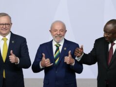 Albanese se junta aos líderes mundiais para desafiar Trump nas mudanças climáticas e no livre comércio Albanese se junta aos líderes mundiais para desafiar Trump nas mudanças climáticas e no livre comércio