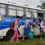 Os residentes são evacuados para locais mais seguros à medida que o ciclone Kalmaegi se aproxima da área de Guiuan, província de Samar Oriental, centro das Filipinas. Como resultado, a Austrália emitiu um alerta para vários países da região.