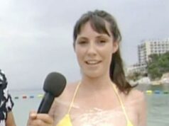 Alex Jones revela que ela era uma concorrente de biquíni no atrevido programa de namoro Magaluf, onde ‘todo mundo estava fazendo sexo’ antes que a apresentadora Davina McCall a ajudasse a fazer os exames durante uma pausa nas filmagens Alex Jones confessou que apareceu no atrevido programa de namoro Magaluf dos anos 90, Prickly Heat, onde 'todo mundo estava fazendo sexo'