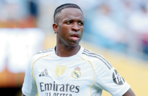 Alonso não revela nenhuma ação disciplinar pela explosão de Vinicius Junior no El Clasico Alonso não revela nenhuma ação disciplinar pela explosão de Vinicius Junior no El Clasico