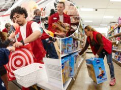 Alvo trabalhadores e clientes criticam a nova política de saudação forçada da empresa: ‘Nada representa mais a alegria corporativa do que um sorriso obrigatório’ Alvo trabalhadores e clientes criticam a nova política de saudação forçada da empresa: 'Nada representa mais a alegria corporativa do que um sorriso obrigatório'