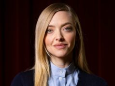 Amanda Seyfried admite que ‘é muito difícil’ equilibrar trabalho e maternidade Amanda Seyfried brinca que só faz papel de mãe agora que teve um bebê