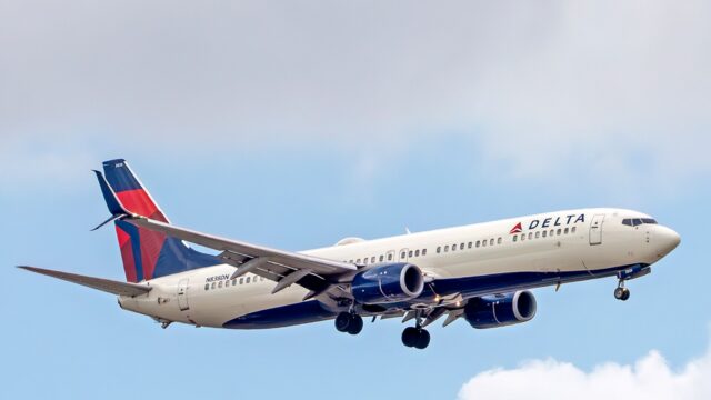 Ameaça de bomba no aeroporto de Nova York força passageiros Delta Airlines Getty 1