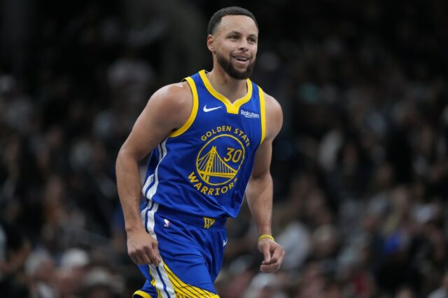 Análise instantânea do Warriors: Steph Curry empata o recorde de Michael Jordan na vitória sobre o Spurs
