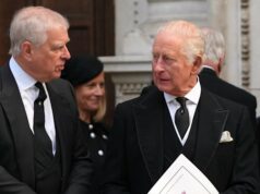 Andrew oficialmente não é mais um príncipe, enquanto os EUA buscam entrevista sobre Epstein Andrew oficialmente não é mais um príncipe, enquanto os EUA buscam entrevista sobre Epstein