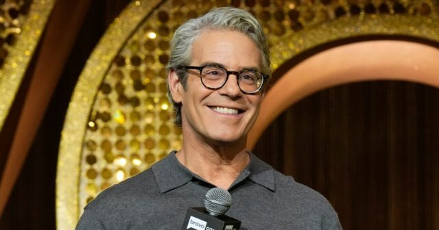 Andy Cohen anuncia novo spinoff de ‘Real Housewives’ na BravoCon Andy Cohen anuncia novo spinoff de ‘Real Housewives’ na BravoCon 2025