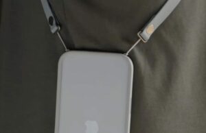 Apesar de sua impopularidade, as alças crossbody do iPhone não são tão inúteis quanto podem parecer Apesar de sua impopularidade, as alças crossbody do iPhone não são tão inúteis quanto podem parecer