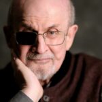 Após ataque esfaqueado, as novas histórias de Salman Rushdie enfrentam mortalidade e realismo mágico