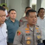 Após investigação, a polícia procura grandes investidores que destruíram a plantação de chá Pangalengan