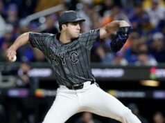 Arremessador veterano não tenro do Mets após breve período, cirurgia: relatório Arremessador veterano não tenro do Mets após breve período, cirurgia: relatório