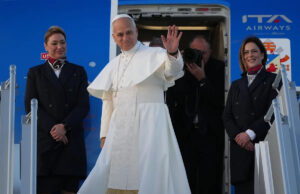 As últimas: Papa Leão traz mensagens de paz e unidade cristã em viagem à Turquia e ao Líbano Yahoo news home