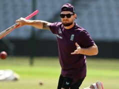Ashes 2025-26 – Por que os jogadores seniores da Inglaterra pularam o jogo do pink-ball tour após a derrota em Perth: Vaughan e McCullum reagem Ashes 2025-26 – Por que os jogadores seniores da Inglaterra pularam o jogo do pink-ball tour após a derrota em Perth: Vaughan e McCullum reagem