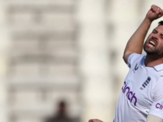 Ashes: O astro marcapasso da Inglaterra, Mark Wood, está de volta jogando boliche nas redes Ashes: O astro marcapasso da Inglaterra, Mark Wood, está de volta jogando boliche nas redes