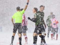 Assista – Atlético Ottawa vence a final da CPL atingida por uma nevasca com “chute de gelo” lightbox-info