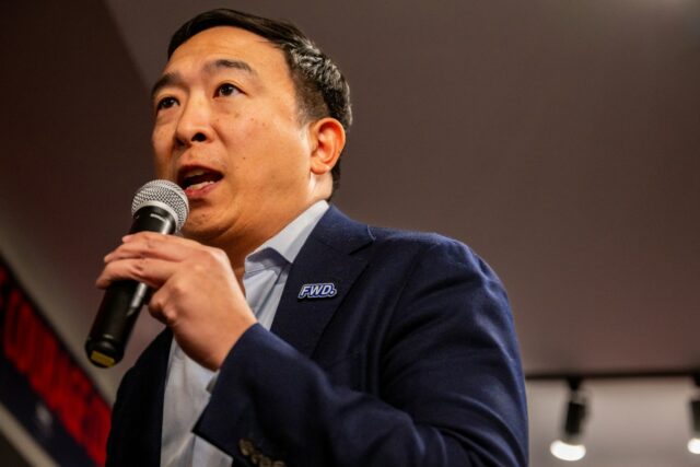 Atualização da verificação de estímulo: Andrew Yang diz que os democratas deveriam apoiar o plano Trump
