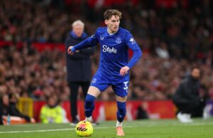 Atualização sobre a posição do Man Utd e Jason Wilcox sobre a transferência gratuita de James Garner James Garner enfrenta Casemiro