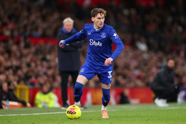 James Garner enfrenta Casemiro