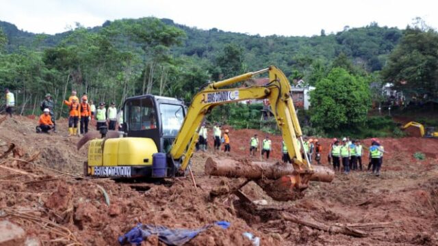 Atualização sobre deslizamento de terra em Cilacap, BNPB: 11 vítimas Atualização sobre deslizamento de terra em Cilacap, BNPB: 11 vítimas mortas encontradas
