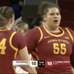 Audi Crooks domina pelo estado de Iowa contra Valparaíso.