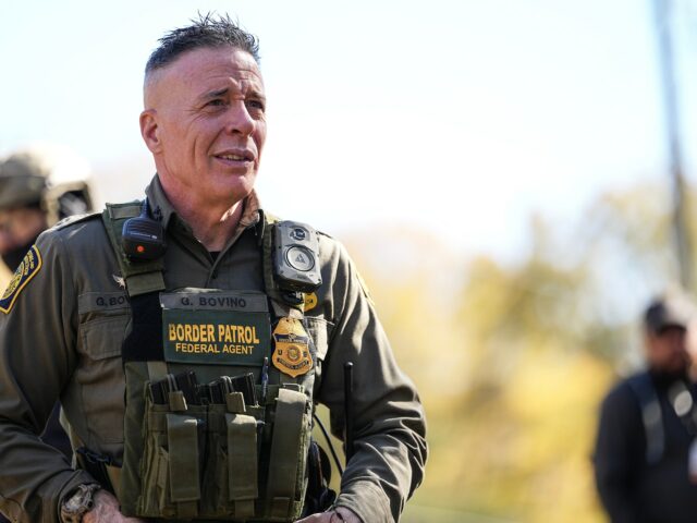 Autoridades da Carolina do Norte dizem que a Patrulha da Autoridades da Carolina do Norte dizem que a Patrulha da Fronteira dos EUA encerrou a operação em Charlotte