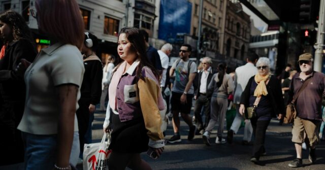 Os chefes do consumidor estão alertando que estarão atentos a táticas de vendas proibidas nas próximas semanas.
