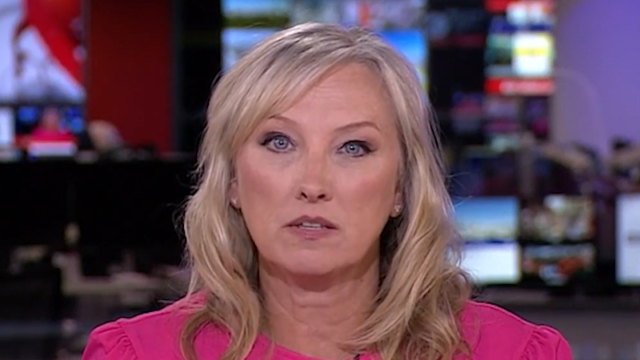 BBC repreende locutor que corrigiu 'pessoas grávidas' para 'mulheres'
