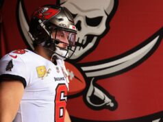 Baker Mayfield avisa companheiros de equipe dos Buccaneers após derrota dos Patriots Tampa Bay Buccaneers QB Baker Mayfield