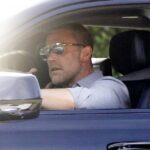 Ben Affleck foi flagrado dirigindo até a casa de sua ex-esposa Jennifer Garner em Los Angeles no Dia de Ação de Graças - após seu reencontro viral no feriado do ano passado