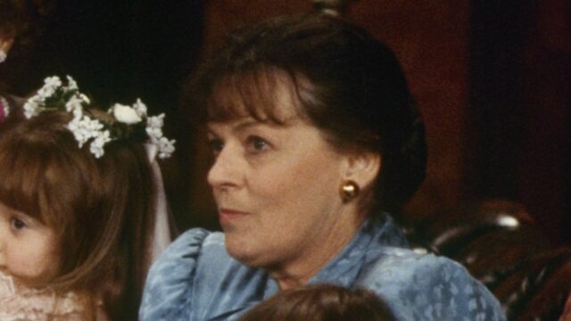 Betty Harford, atriz de 'Dynasty' e 'The Paper Chase', morre Betty Harford, atriz de 'Dynasty' e 'The Paper Chase', morre aos 98