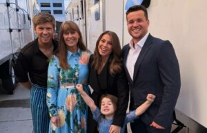 Bindi Irwin ao longo dos anos: de ‘Jungle Girl’ a ‘DWTS’ Champ e a mãe Bindi Irwin ao longo dos anos: de 'Jungle Girl' a 'DWTS' Champ e a mãe