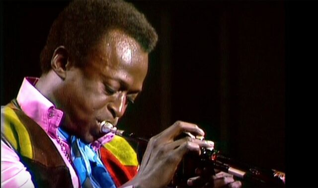 Black Music Sunday: músicas para nos ajudar no horário de Black Music Sunday: músicas para nos ajudar no horário de verão