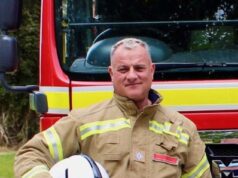 Bombeiro herói punido por não repreender colegas que usaram o termo ‘bombeiro’ perde caso de demissão injusta Simon Bailey (foto), 58, recebeu uma advertência depois de não desafiar colegas por usarem o termo ‘bombeiro’