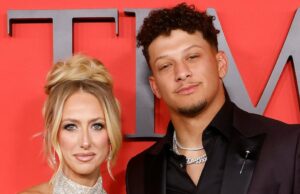 Brittany Mahomes compartilha a foto da filha Sterling, 4, usando uma bolsa de $ 4.000 Kansas City Chiefs x Las Vegas Raiders