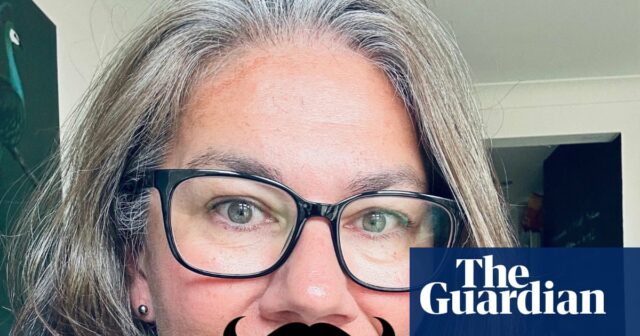 Bro boost: as mulheres encontram 'impulsos' de tráfego no LinkedIn se fingirem ser homens
