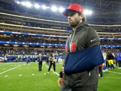 Buccaneers fazem movimento de QB de última hora em meio a lesão de Baker Mayfield Buccaneers announced a quarterback move amid Baker Mayfield's injury.