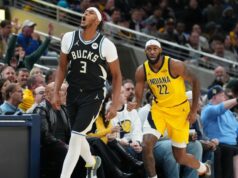 Bucks apoia Turner com vitória após ex-Pacer vaiar Bucks apoia Turner com vitória após ex-Pacer vaiar