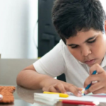 CDC dos EUA dá meia-volta na ligação entre vacina contra autismo, médicos indianos rejeitam alegações