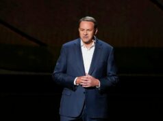 CEO da Versant, Mark Lazarus, elegível para pacote de pagamento de US$ 35 milhões no primeiro ano CEO da Versant, Mark Lazarus, elegível para pacote de pagamento de US$ 35 milhões no primeiro ano