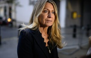 CEO demitindo-se da BBC News rejeita a alegação de Trump de ‘jornalistas corruptos’, afirma que o meio de comunicação ‘não é institucionalmente tendencioso’: somos o ‘provedor de notícias mais confiável do mundo’ CEO demitindo-se da BBC News rejeita a alegação de Trump de 'jornalistas corruptos', afirma que o meio de comunicação 'não é institucionalmente tendencioso': somos o 'provedor de notícias mais confiável do mundo'