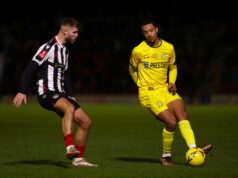 Cameron Borthwick-Jackson envia mensagem emocionante relembrando a estreia do Man Utd ícone de correio