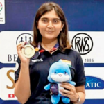 Campeonato Mundial: Esha Singh conquista bronze na prova de pistola 25m