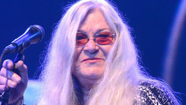 Cantora de 'Grateful Dead' Donna Godchaux-MacKay morta aos 78 anos
