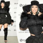 Cardi B mostra sua cintura rasgada em um casaco curto e com espartilho dias depois de dar à luz um menino