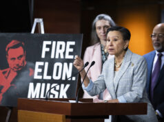 Caribe importa: homenageando as 3 décadas de serviço da deputada Nydia Velázquez Caribe importa: homenageando as 3 décadas de serviço da deputada Nydia Velázquez