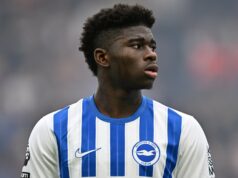 Carlos Baleba acaba de fazer dois favores ao Man Utd para o próximo verão, mas a transferência agora envolve um grande risco ícone de correio