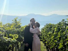 Carly Rae Jepsen grávida, esperando o primeiro filho com o marido Cole MGN Carly Rae Jepsen Cole MGN