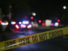 Carro bate na amada cafeteria da Bay Area na noite de Ação de Graças Carro bate na amada cafeteria da Bay Area na noite de Ação de Graças